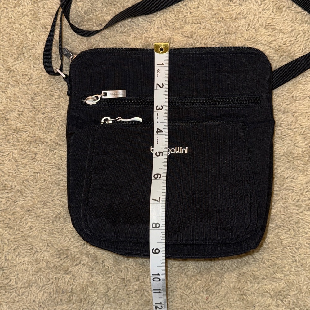Baggallini Black Crossbody Bag - Picture 14 of 15